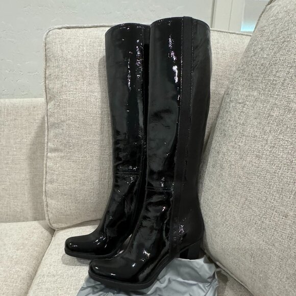 NEW in box - Prada Calzature Donna Black crinkly patent tall boots Size 35 - Picture 1 of 4